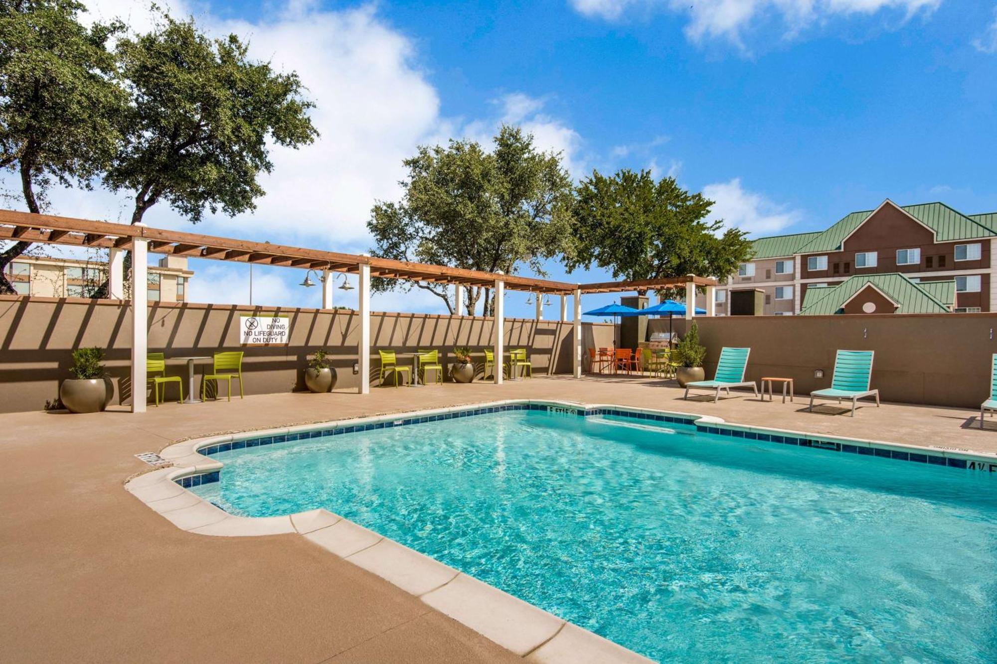 Home2 Suites By Hilton Dfw Airport South Irving Esterno foto